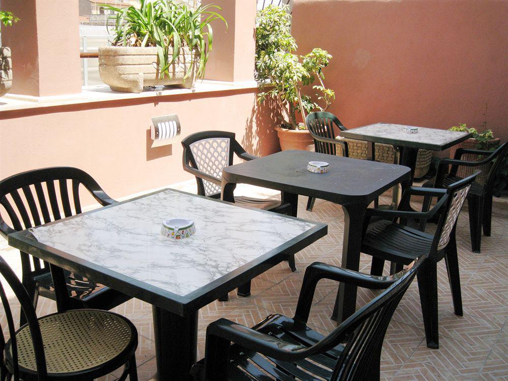 Hotel Fawlty Towers - Rome — Foto 1